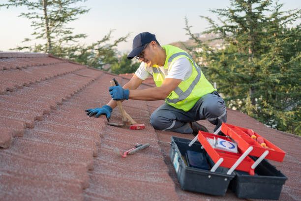 Best Roofing Contractors for Homes  in Moses Lake, WA